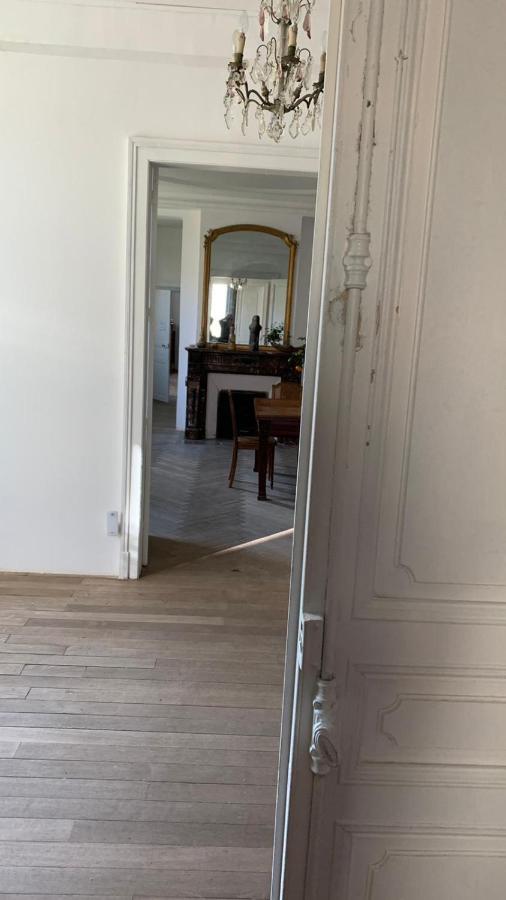 Grand Corps De Ferme A La Rue Messire Etienne 89113 Neuilly Valravillon Villa Exterior foto